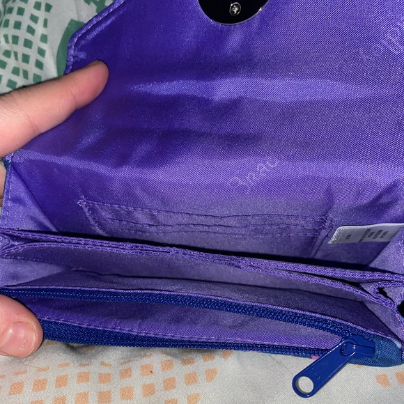 Wallet - Picture 3 of 5